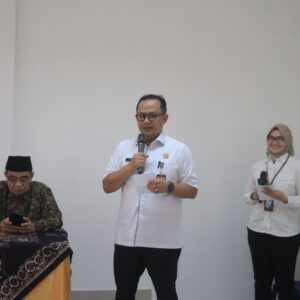 Pj. Wali Kota Bekasi Pamitan Usai Pimpin Rapat Minggon di Medan Satria
