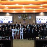 tri adhianto walikota bekasi