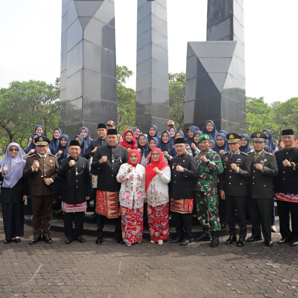 HUT Ke-28 Kota Bekasi, Ziarah dan Tabur Bunga di TMP Bulak Kapal