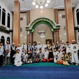 Camat Jatiasih Buka Safari Ramadhan Yayasan Al-Aqsha dan PC DMI Jatiasih