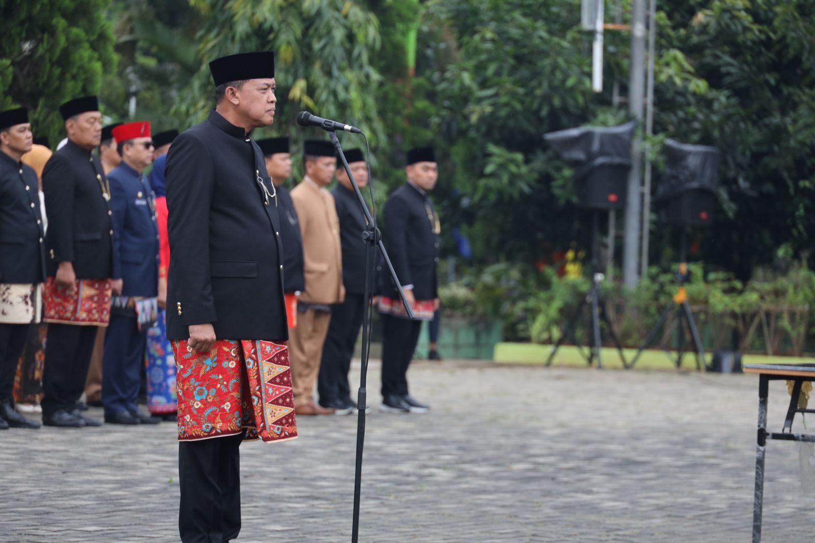 wali kota bekasi tri adhianto