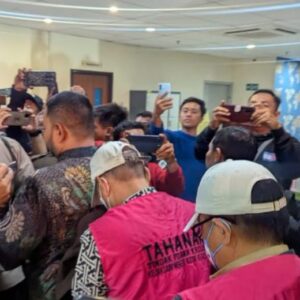 Rugikan Negara 4.7 Miliar, Tiga Tersangka Korupsi Alat Olahraga Dispora Bekasi Resmi Ditahan
