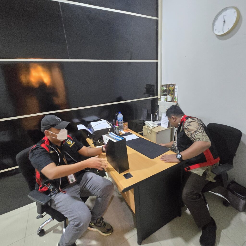 Kejari Bekasi Geledah Kantor PT. CIA Terkait Dugaan Korupsi Dispora