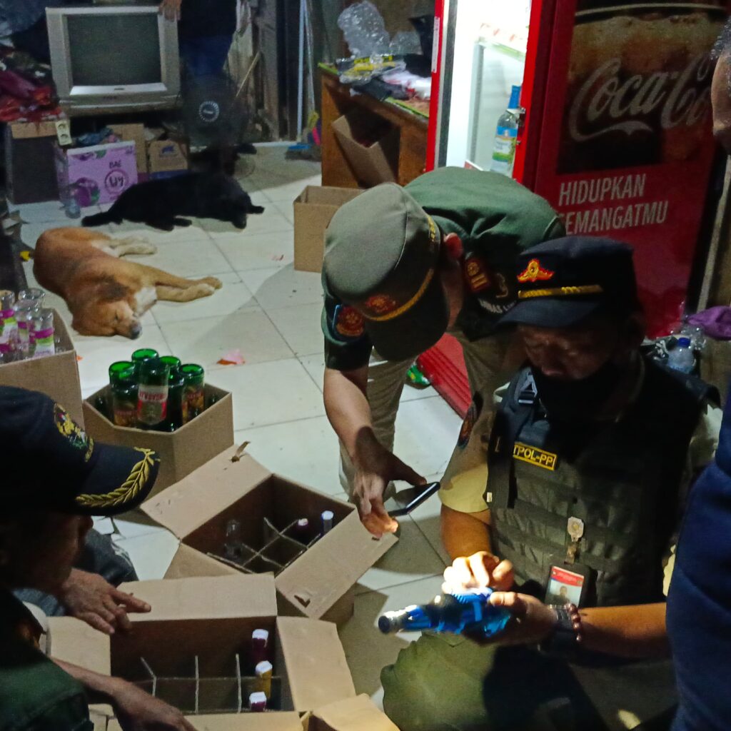 Toko Jual Miras Tanpa Izin Beredar, Pemkot Bekasi Dinilai Lamban Bertindak