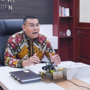 Buka Sosialisasi Kehumasan, Wamen Ossy Berpesan agar Strakom Bersifat Informatif dan Edukatif,