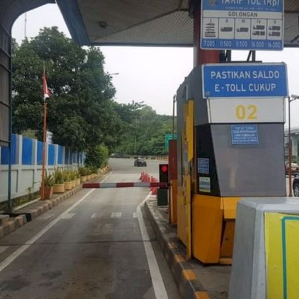 JMT Hentikan Layanan Isi Ulang e-Toll Demi Kelancaran Arus Lalu Lintas