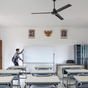 Gus Ipul Tinjau Simulasi Sekolah Rakyat: Pendidikan Gratis untuk Anak Pra-Sejahtera