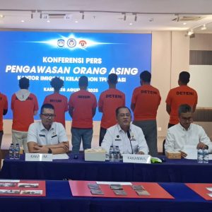 Tujuh WNA Terjaring Operasi Keimigrasian di Bekasi Gunakan Dokumen Palsu