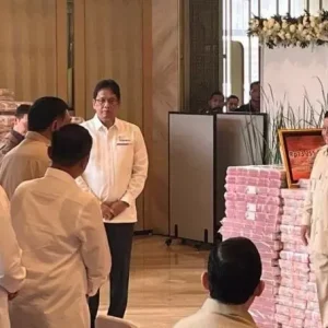 Prabowo Hadiri Penyerahan Uang Korupsi Ekspor CPO Rp13,2 Triliun di Kejagung