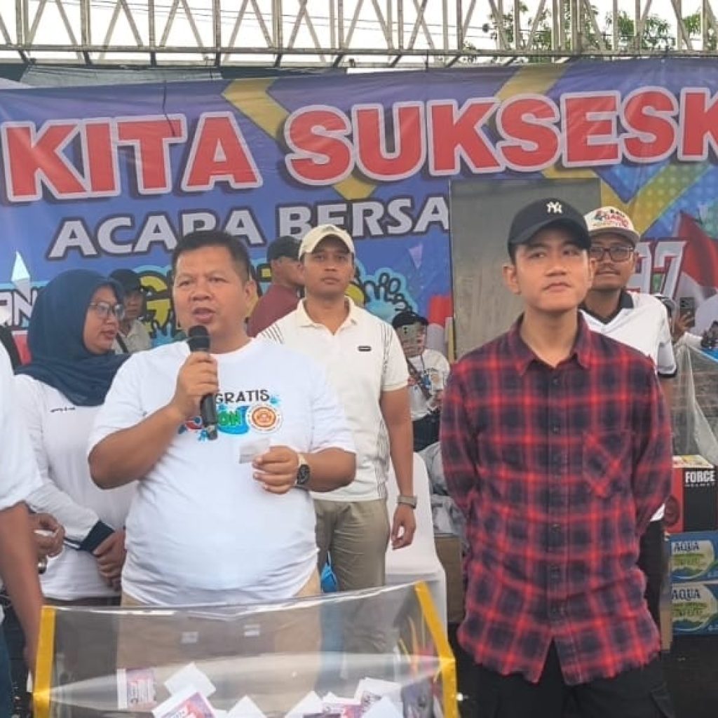 Wapres Gibran Hadiri Mancing Bareng Karang Taruna Tambun Utara di Kali Gabus