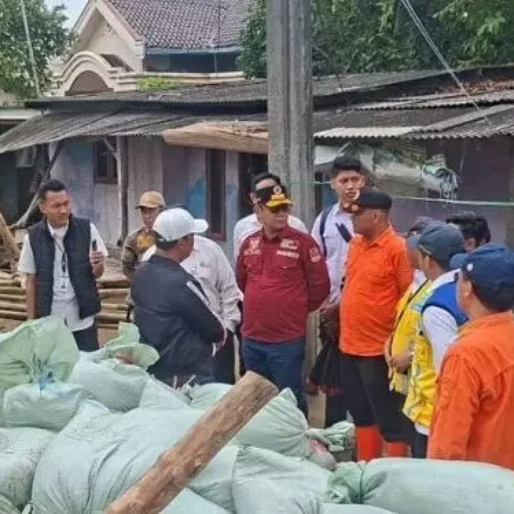 Tanggul Muaragembong Kritis, Plt Bupati Bekasi Koordinasi dengan BBWS