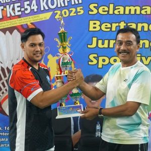 Perkuat Silaturahmi Antarkementerian, Tim Bulutangkis ATR/BPN Raih Prestasi di HUT KORPRI