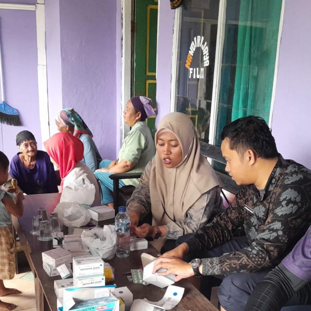 Puskesmas se-Kabupaten Bekasi Beroperasi Penuh 24 Jam Layani 51.796 KK Terdampak Banjir