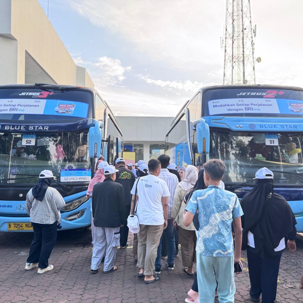 BRI Branch Office Bekasi Gelar Mudik Gratis, 100 Peserta Berangkat ke Kampung Halaman