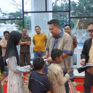 Perkuat Sinergi Sosial, BRI Branch Office Bekasi Gelar Jumat Berbagi dan Santunan Anak Yatim