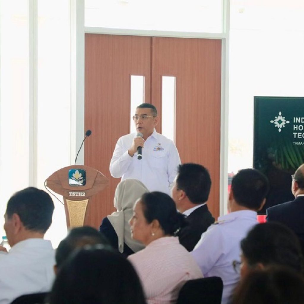 Wamen Ossy Dermawan Dorong Pembangunan TSTH2 Institut Teknologi Del Berbasis Data dan Sains
