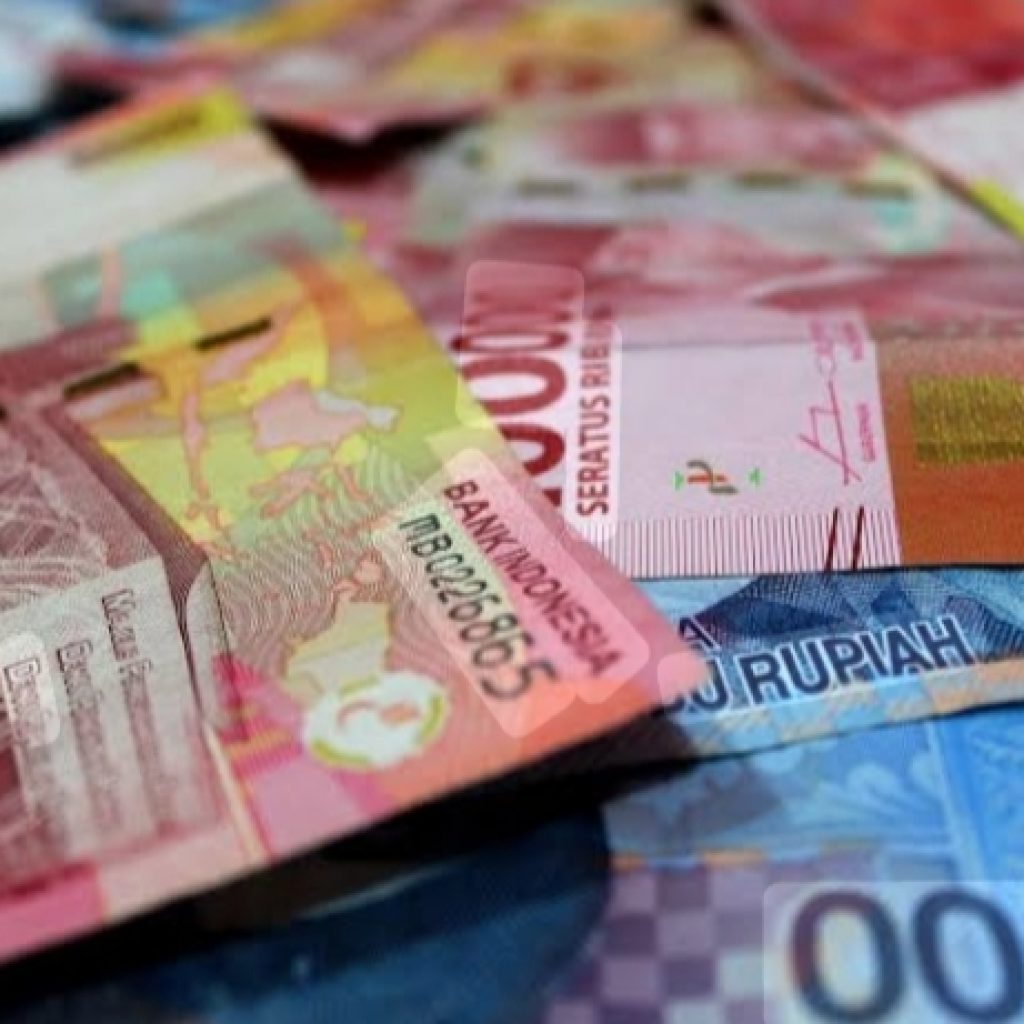 Sentimen Geopolitik Global Tekan Rupiah ke Level Rp17.035 per Dolar Amerika Serikat