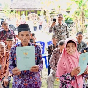 Sinergi Lintas Lembaga Berhasil Selamatkan Lahan Mbah Tupon dari Jeratan Mafia Tanah
