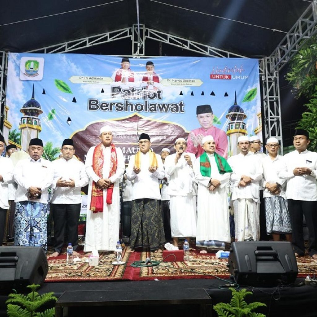 Patriot Bersholawat di Pasar Baru Bekasi, Tri Adhianto Kaitkan Maulid dengan Penataan Pasar