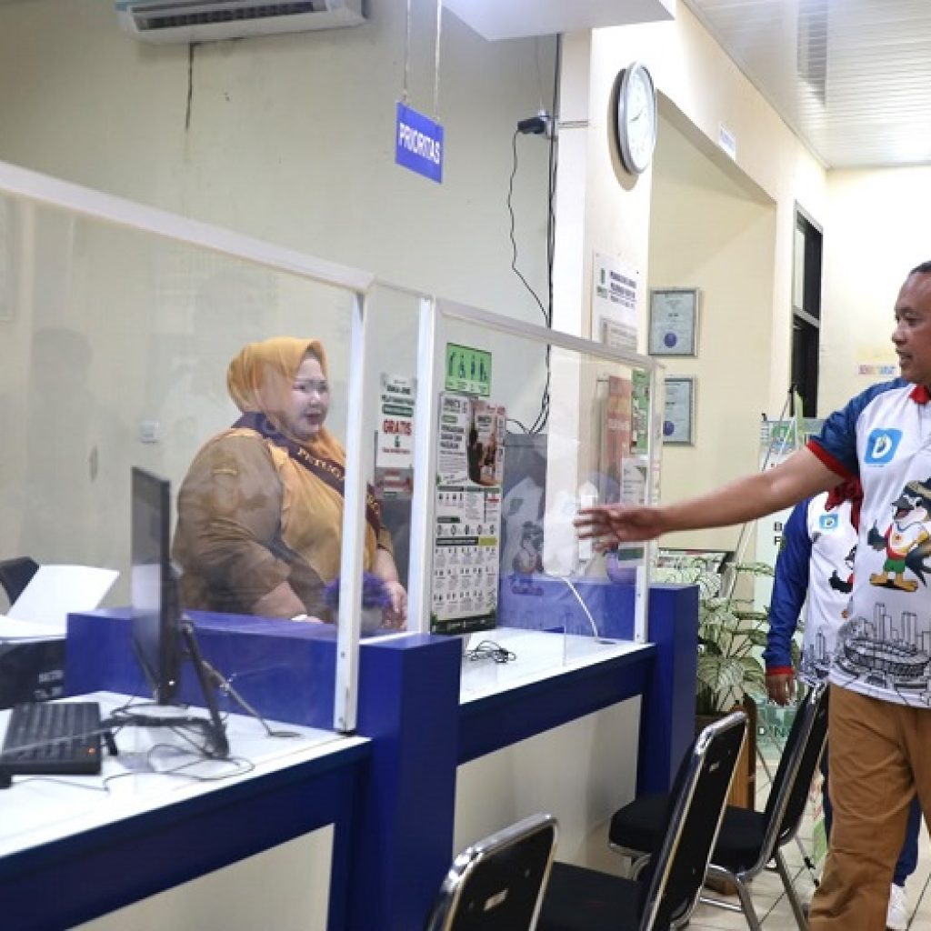 Tri Adhianto Minta Warga Laporkan Pungli di Lingkungan Pemkot Bekasi